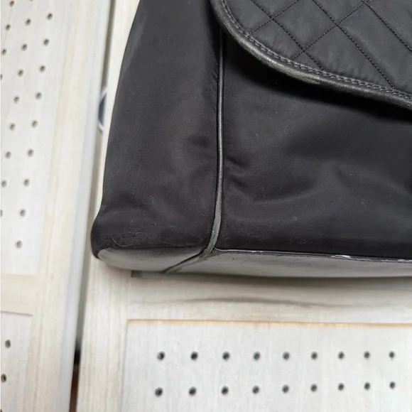 Burberry Black Quilted Baby Bag - Picture 6 of 12